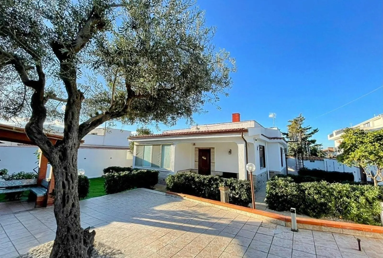 Casa Vacanze Ciachea Home - Villa Accogliente Con Bbq, Giardino E Parcheggio , A Due Passi Da Palermo & Aereoporto Carini