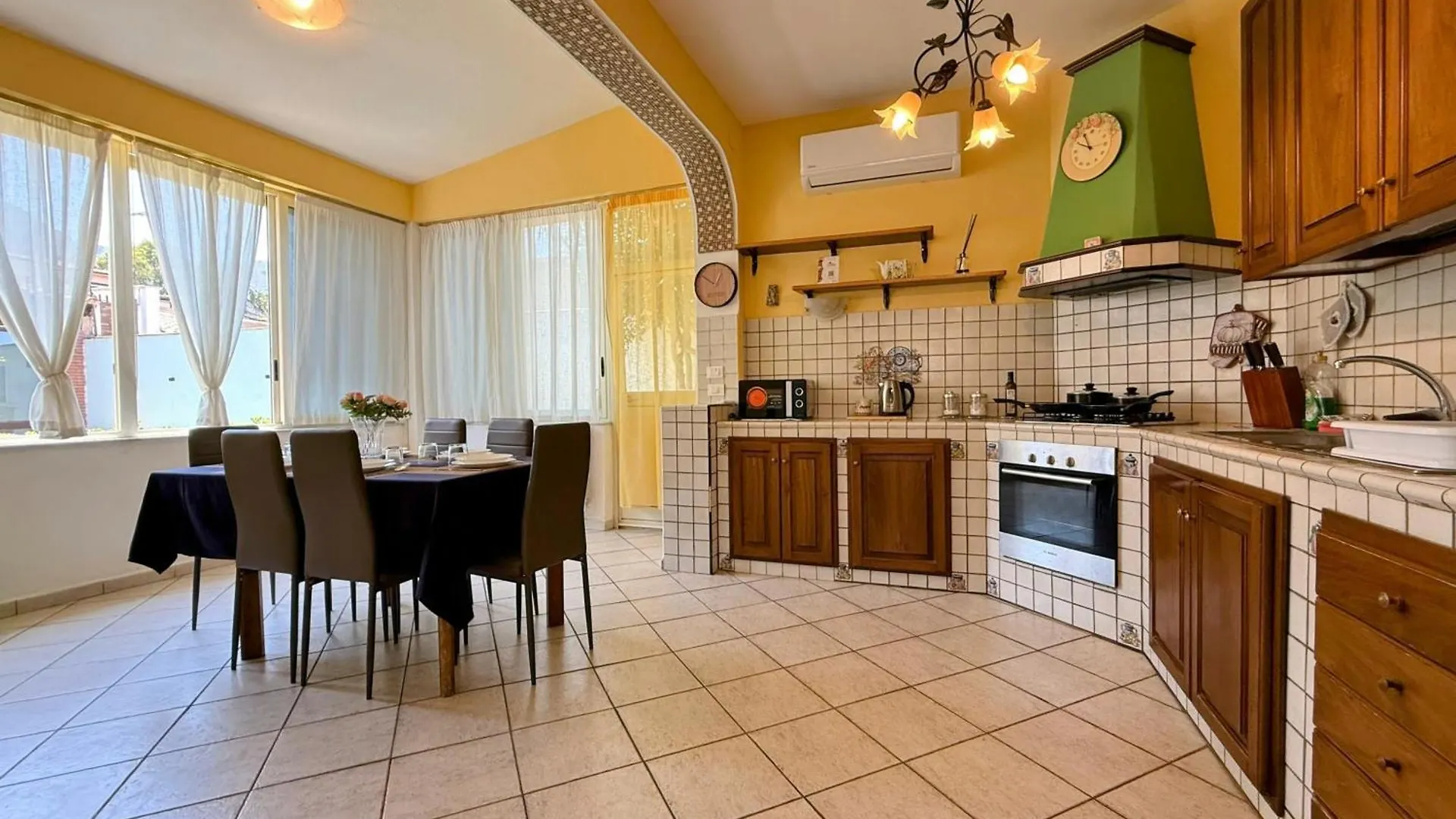 Casa Vacanze Ciachea Home - Villa Accogliente Con Bbq, Giardino E Parcheggio , A Due Passi Da Palermo & Aereoporto Carini 0*,